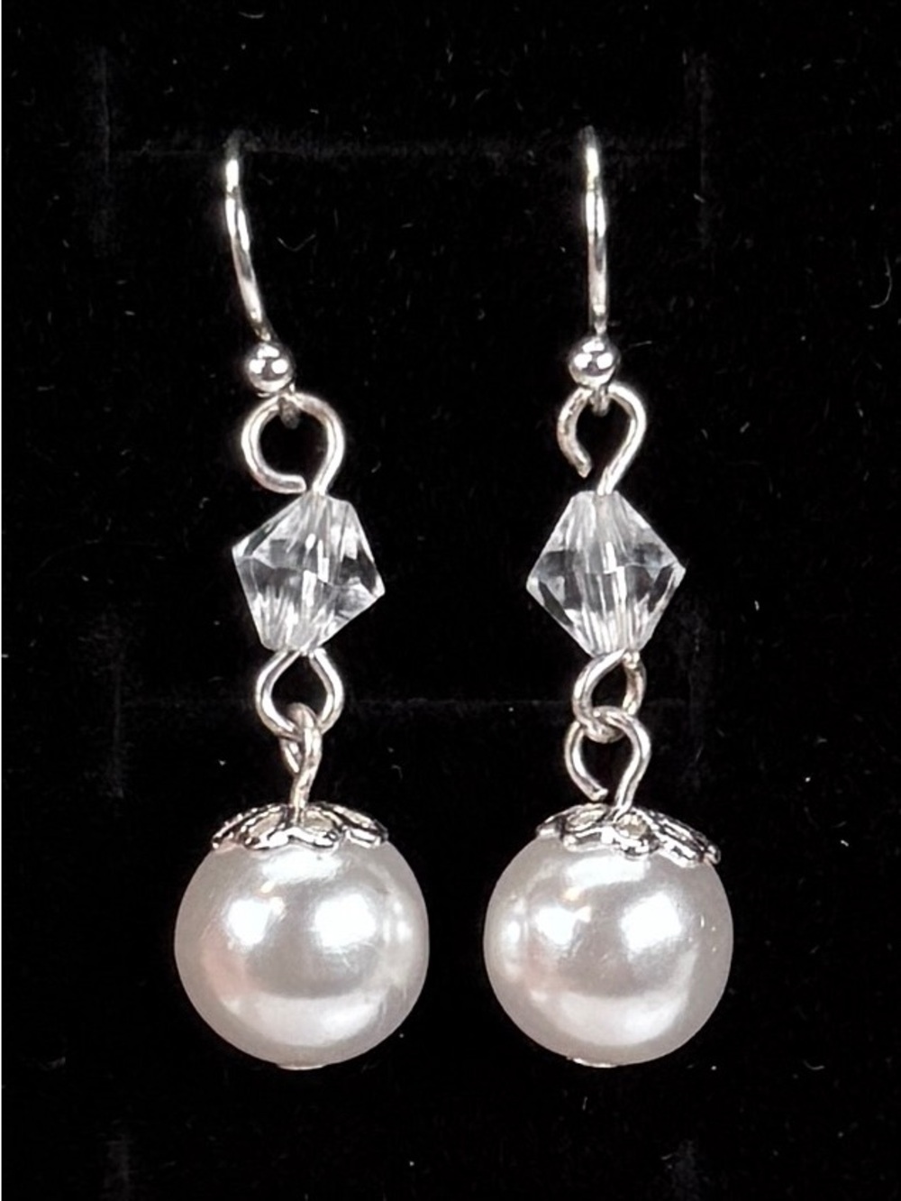 Gorgeous, silvertone and faux pearl costume dangle pings